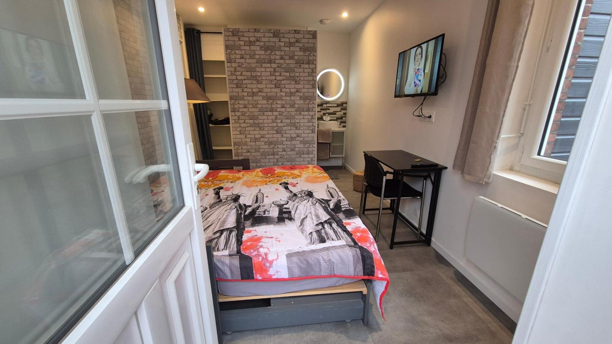 Maison Les Glycines รูออง ภายนอก รูปภาพ